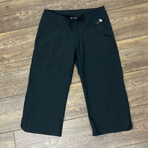 The North Face Black Women’s Capris, Size 4